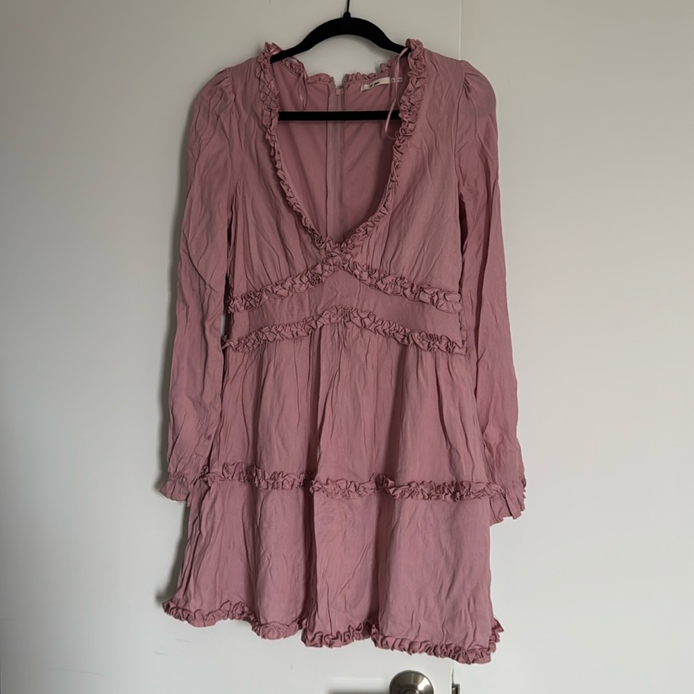 Pink short dress with beautiful ruffle detail